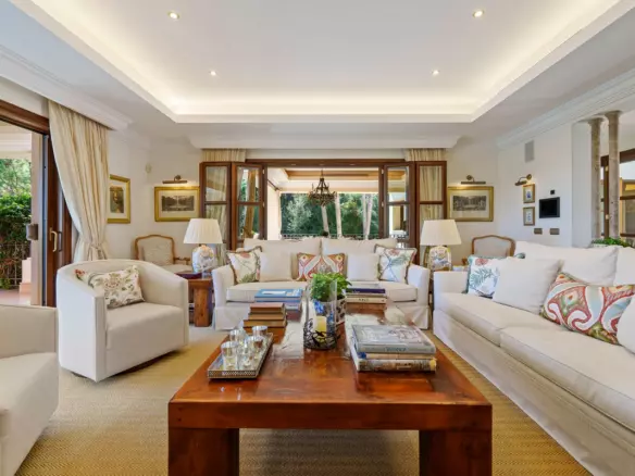 6-bedroom Villa In Marbella, Spain (712 M²)
