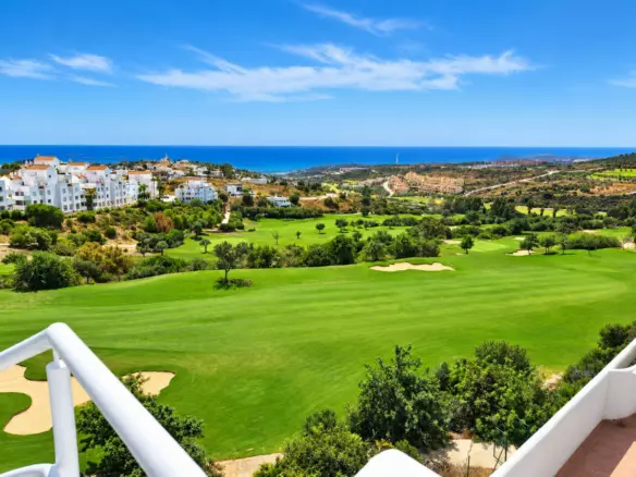 2-bedroom Apartment In Estepona, Spain (100 M²)