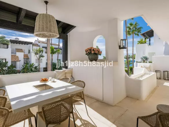 3-bedroom Apartment In Marbella, Spain (136 M²)