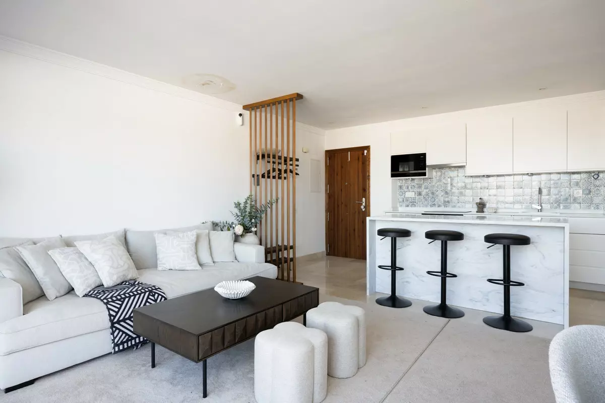 3-bedroom Apartment In Estepona, Spain (141 M²)