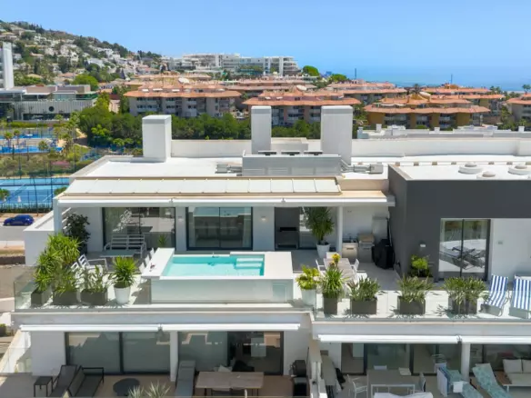 3-bedroom Apartment In Fuengirola, Spain (153 M²)