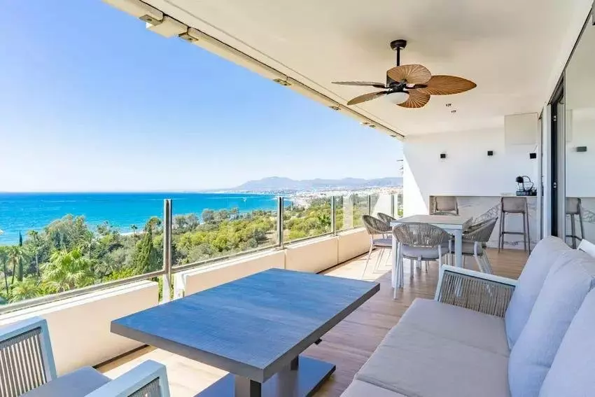3-bedroom Apartment In Marbella, Spain (117 M²)