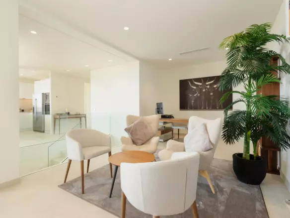 4-bedroom Apartment In Benahavis, Spain (238 M²)
