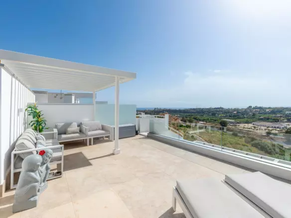 2-bedroom Apartment In Estepona, Spain (122 M²)