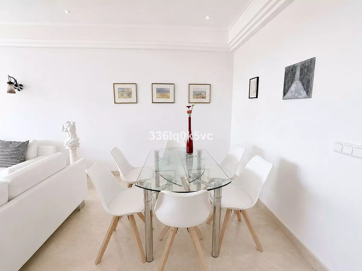 2-bedroom Apartment In Benahavis, Spain (104 M²)