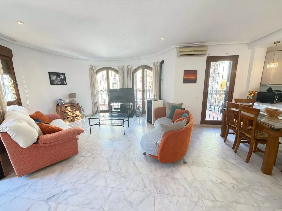 4-bedroom Villa In Algorfa, Spain (132 M²)