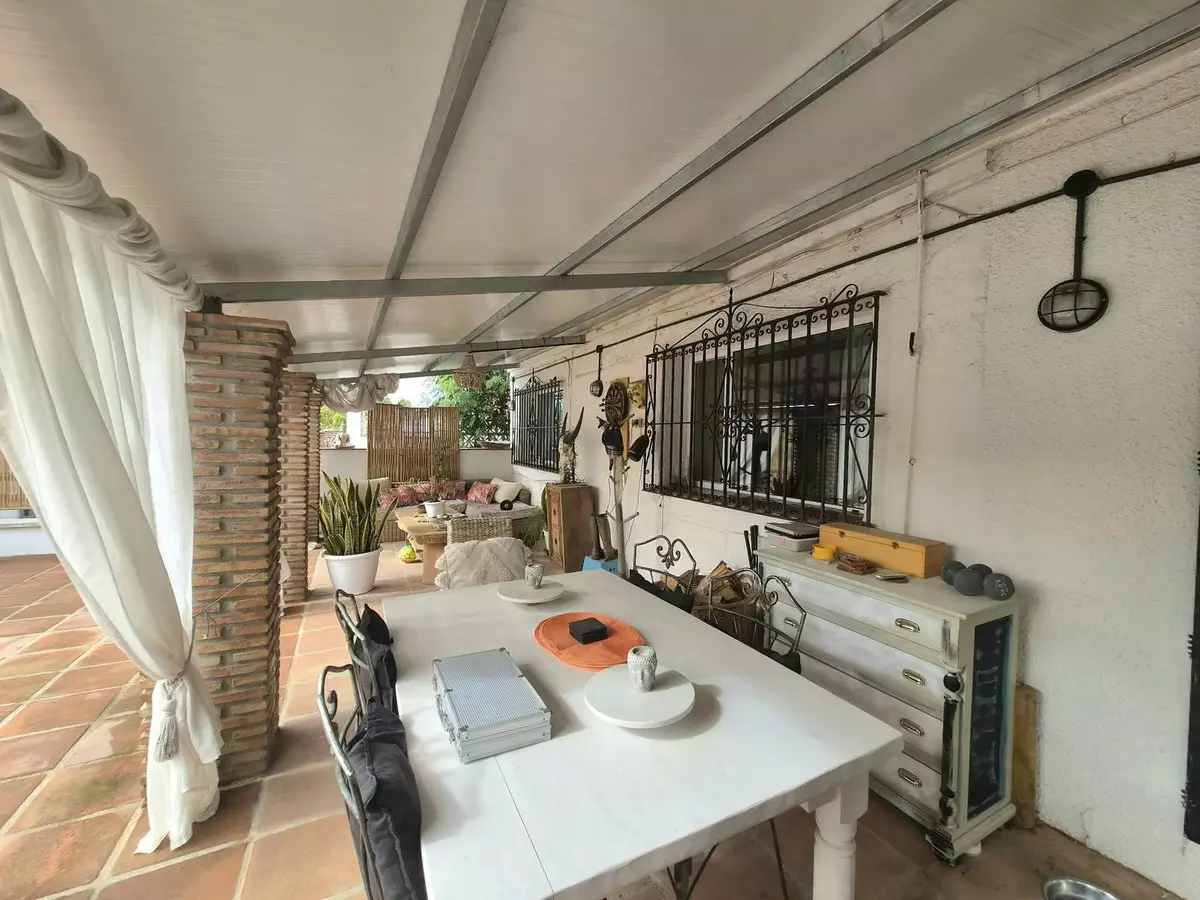 2-bedroom Country House In Alhaurín El Grande, Spain (143 M²)