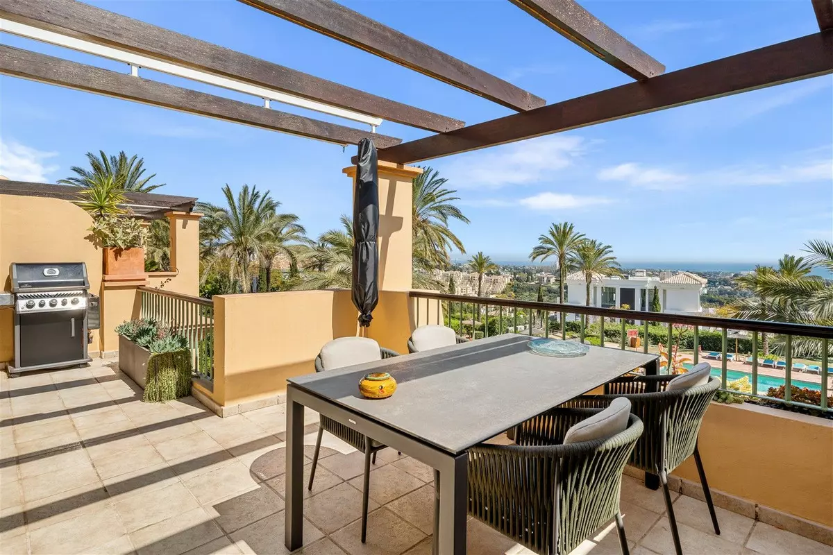 4-bedroom Apartment In Málaga, Spain (159 M²)