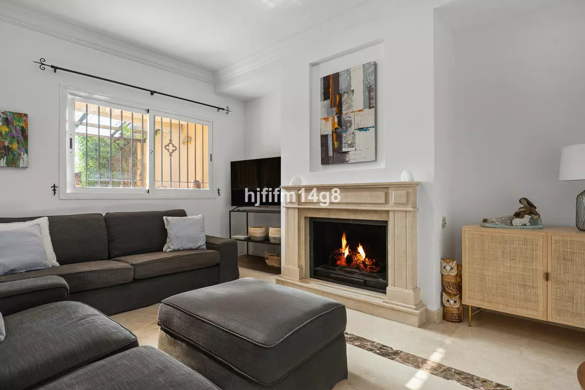 4-bedroom Town House In Marbella, Spain (280 M²)