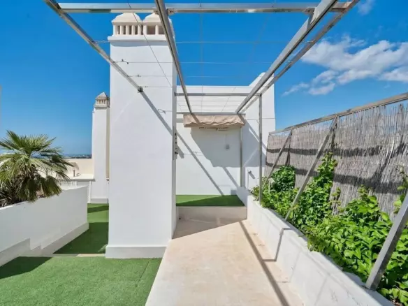 3-bedroom Apartment In Marbella, Spain (363 M²)
