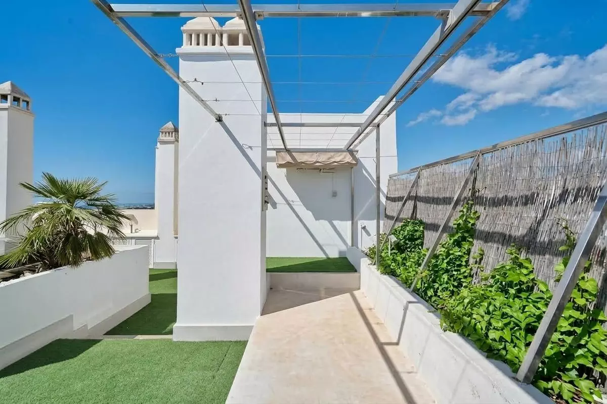3-bedroom Apartment In Marbella, Spain (363 M²)