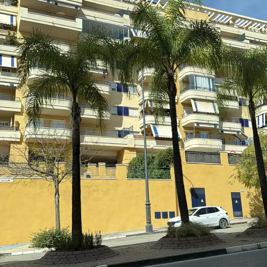 2-bedroom Apartment In Estepona, Spain (80 M²)