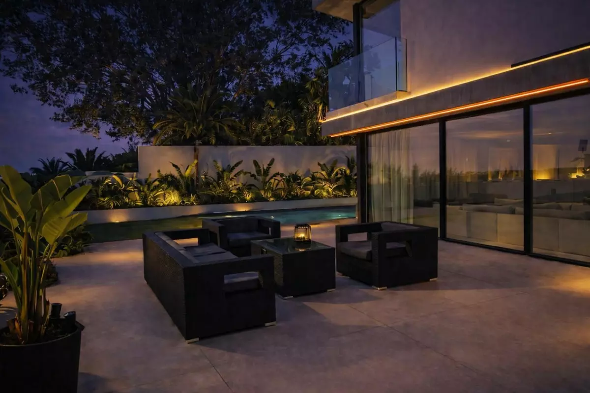 5-bedroom Villa In Marbella, Spain (285 M²)