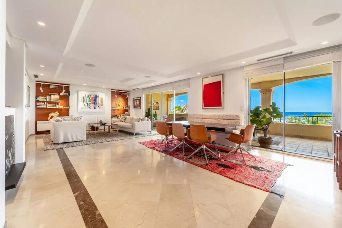 5-bedroom Apartment In Marbella, Spain (361 M²)