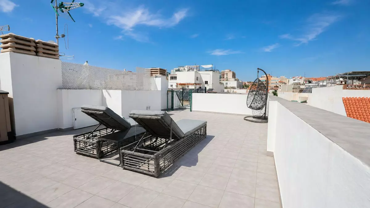 2-bedroom Apartment In Fuengirola, Spain (68 M²)