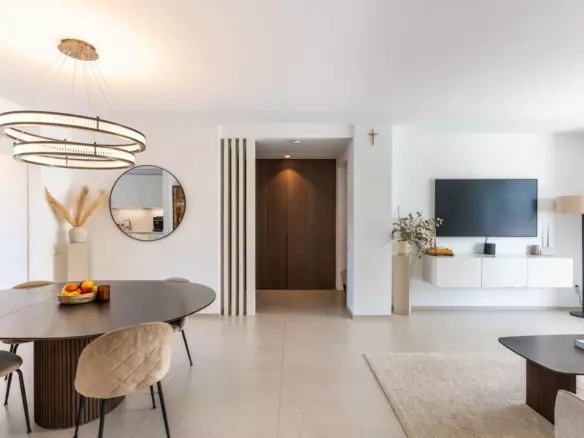 2-bedroom Apartment In Benahavis, Spain (105 M²)