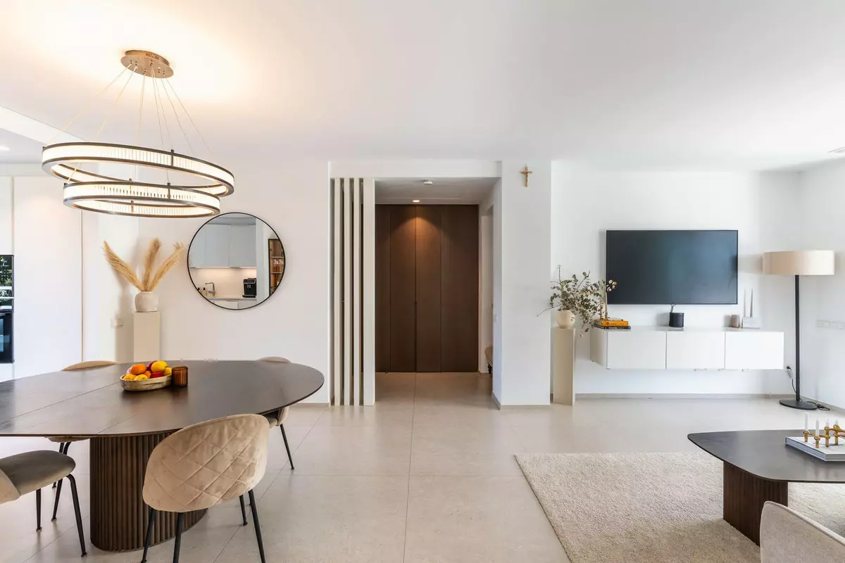 2-bedroom Apartment In Benahavis, Spain (105 M²)
