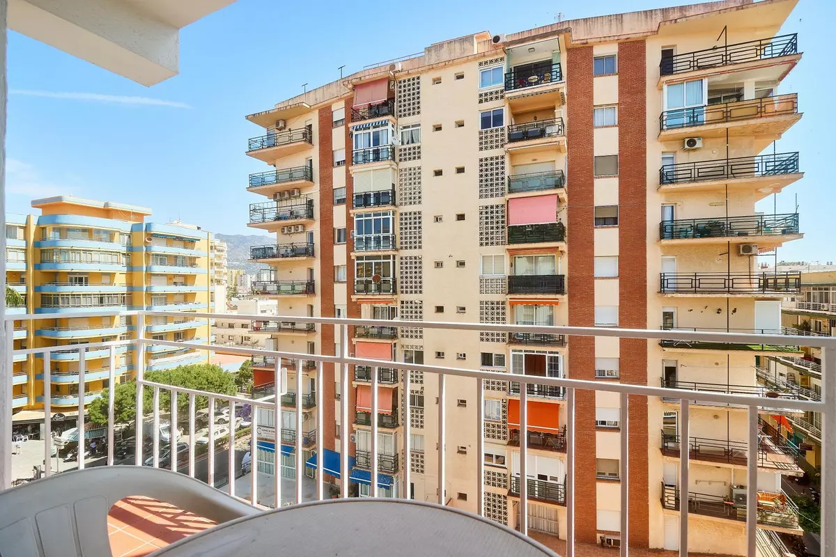 4-bedroom Apartment In Fuengirola, Spain (82 M²)
