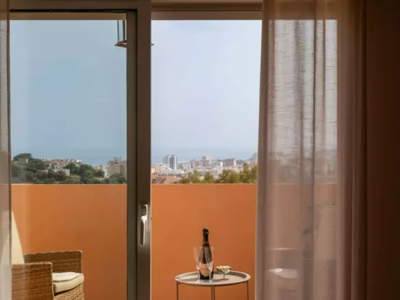 2-bedroom Apartment In Fuengirola, Spain (90 M²)