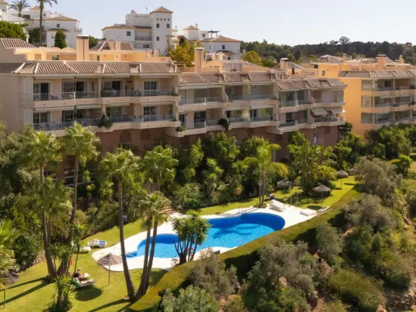 3-bedroom Apartment In Alhaurín El Grande, Spain (189 M²)