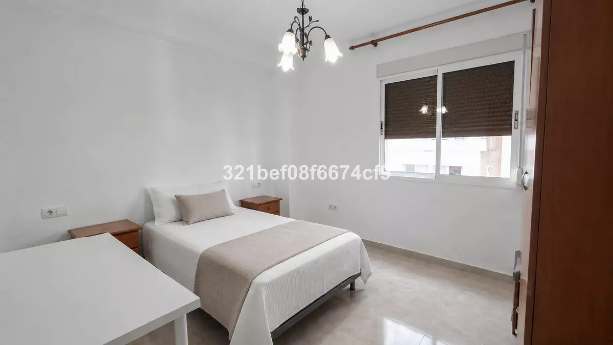 3-bedroom Apartment In Málaga, Spain (100 M²)