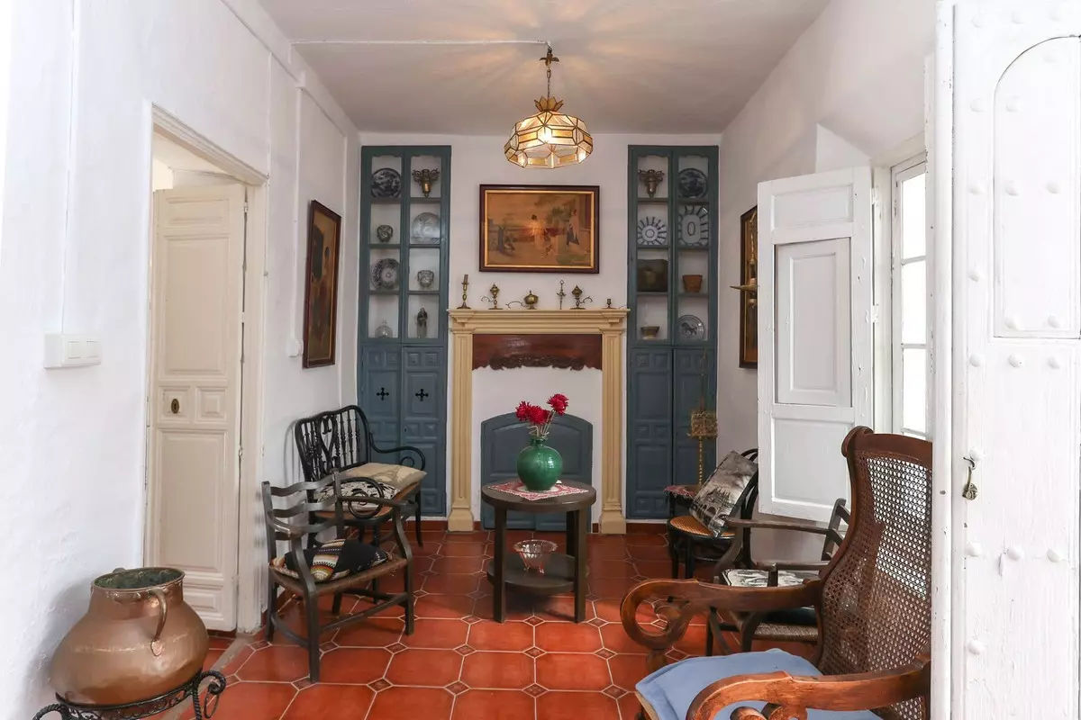 5-bedroom Town House In Tolox, Spain (296 M²)