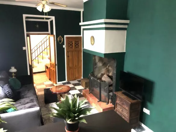 4-bedroom Town House In Cuevas De San Marcos, Spain (221 M²)
