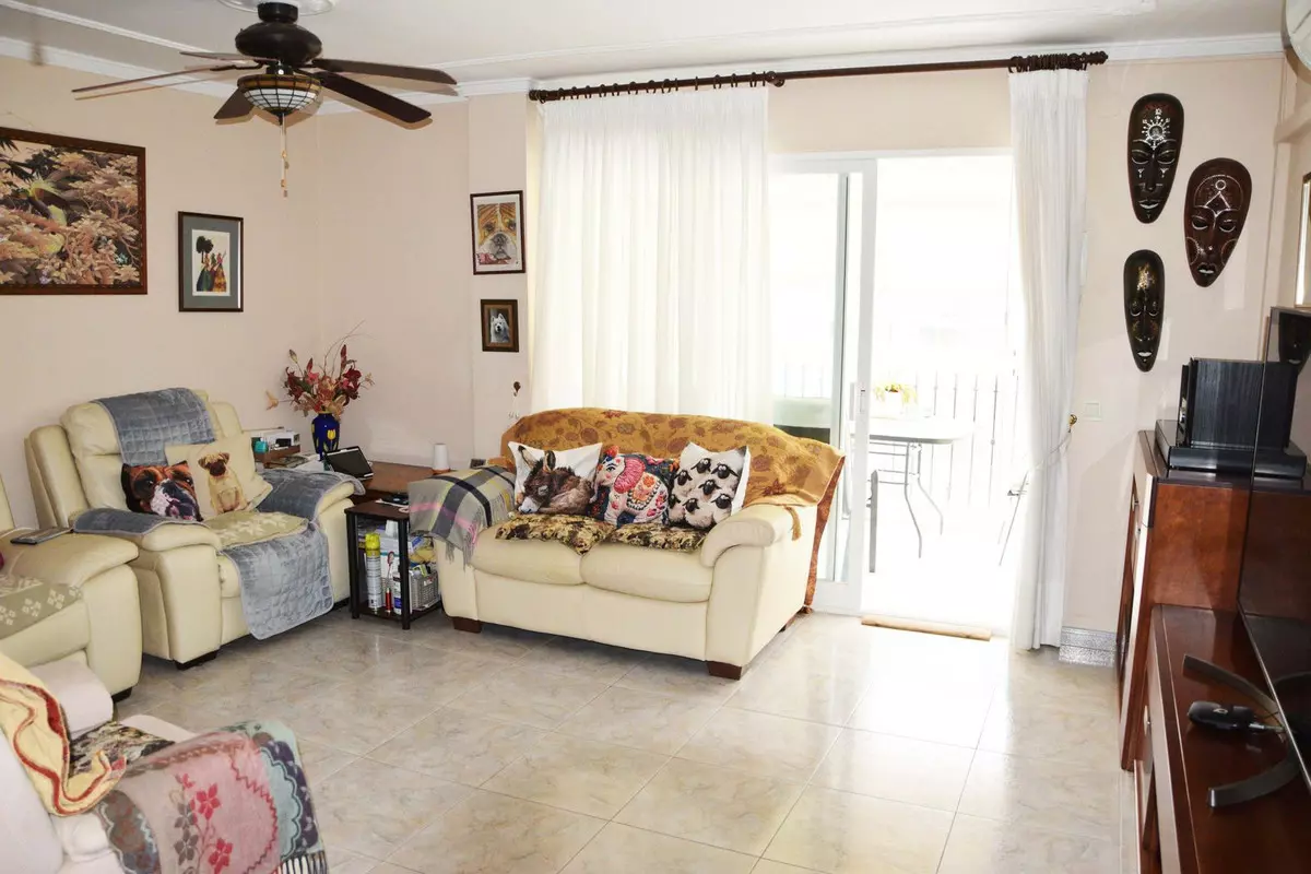4-bedroom Apartment In Fuengirola, Spain (113 M²)