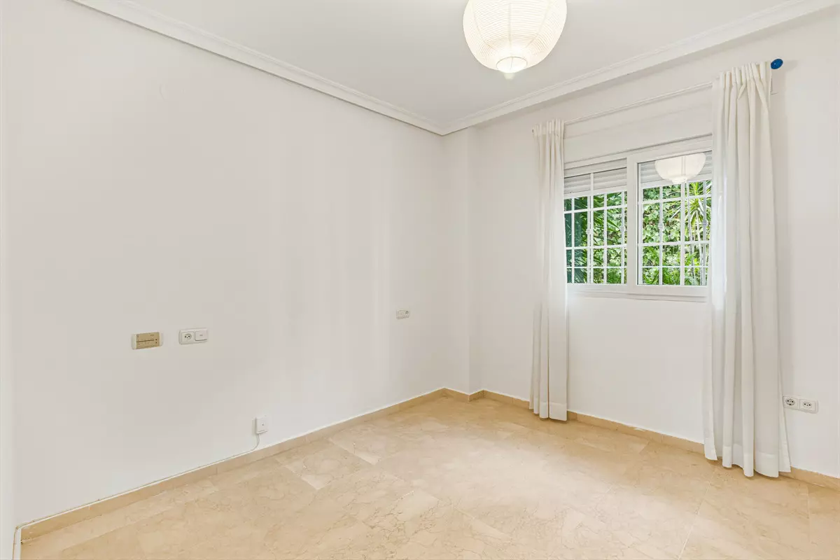2-bedroom Apartment In Marbella, Spain (115 M²)