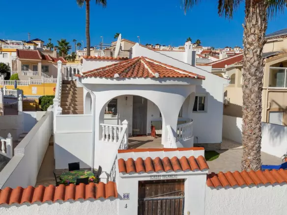 2-bedroom Villa In Rojales, Spain (82 M²)