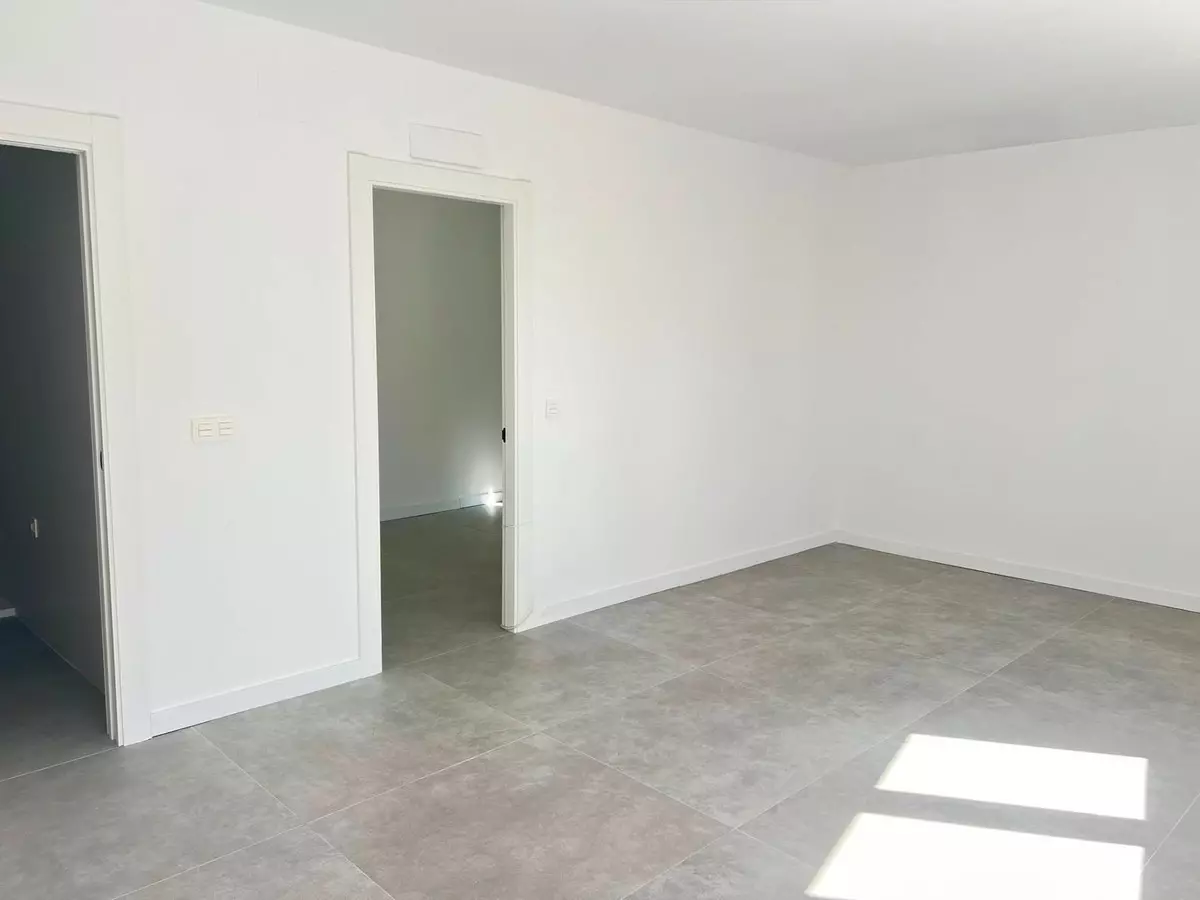 1-bedroom Apartment In Torremolinos, Spain (48 M²)