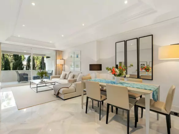 2-bedroom Apartment In Marbella, Spain (127 M²)