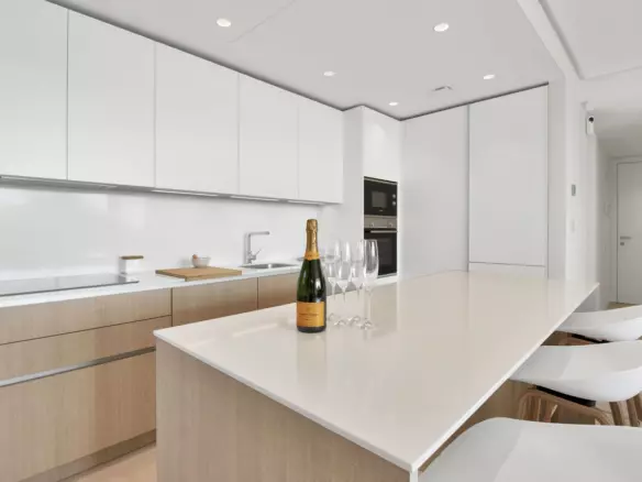 2-bedroom Apartment In Ojen, Spain (111 M²)
