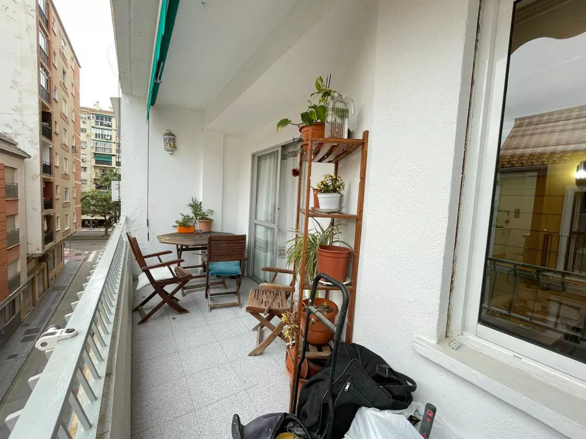 3-bedroom Apartment In Málaga, Spain (90 M²)