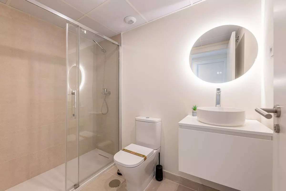2-bedroom Apartment In Benalmádena, Spain (80 M²)