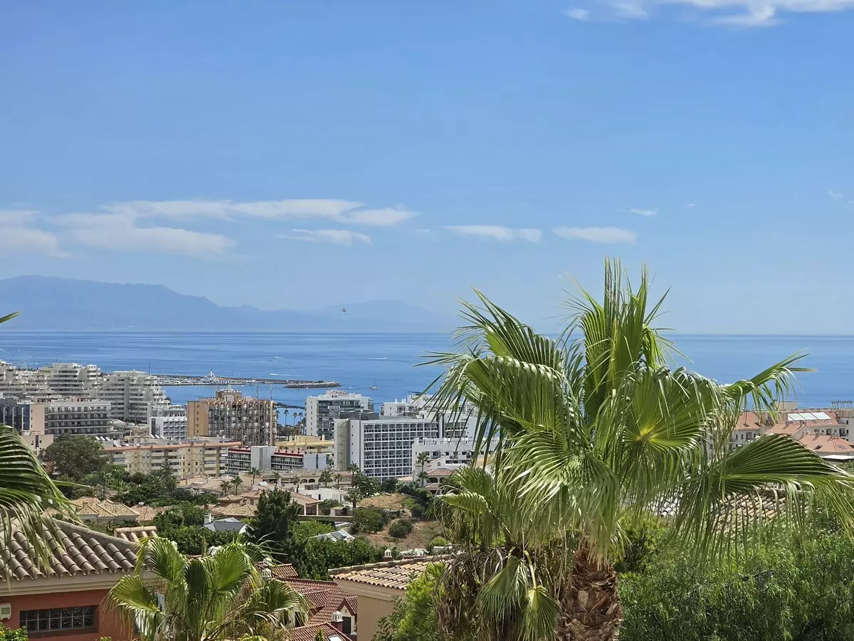 5-bedroom Villa In Benalmádena, Spain (793 M²)