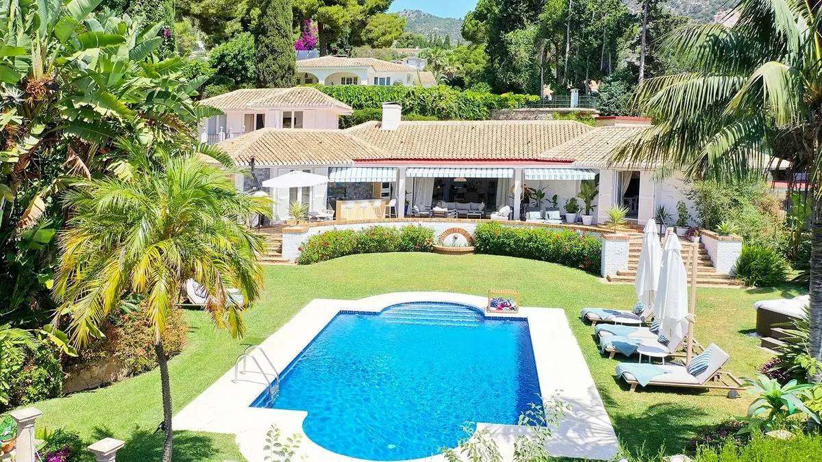 5-bedroom Villa In Benalmádena, Spain (446 M²)