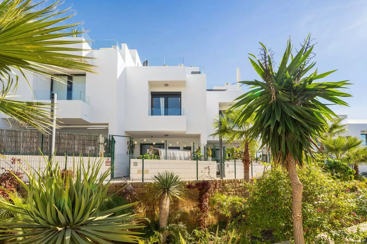 3-bedroom Town House In Fuengirola, Spain (152 M²)