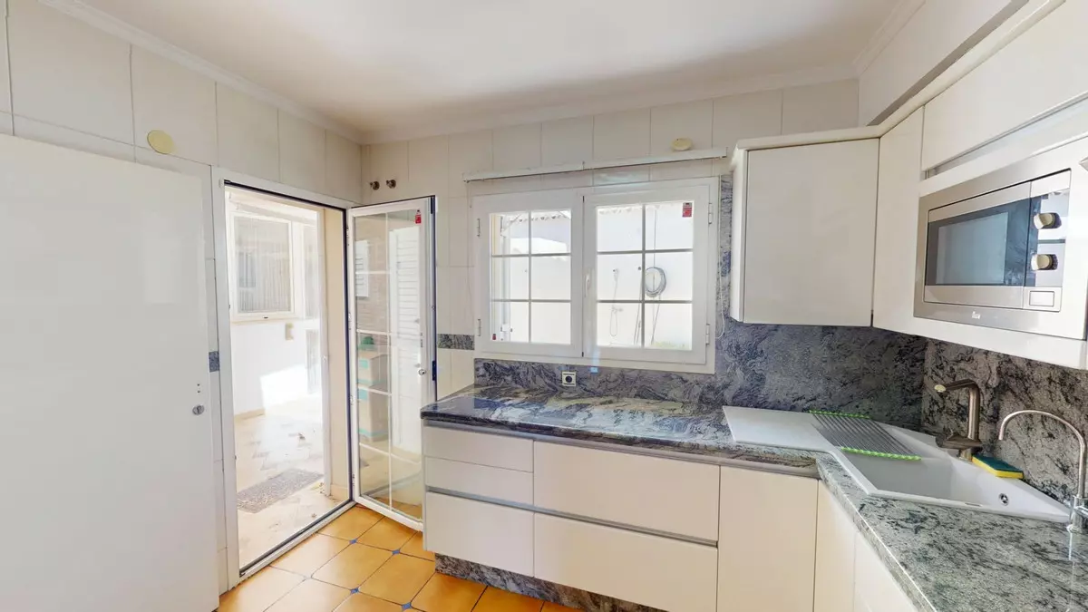 5-bedroom Villa In Vélez – Málaga, Spain (264 M²)