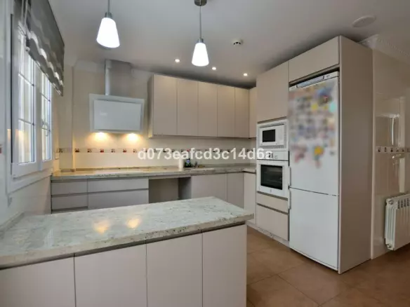 3-bedroom Town House In Ronda, Spain (208 M²)