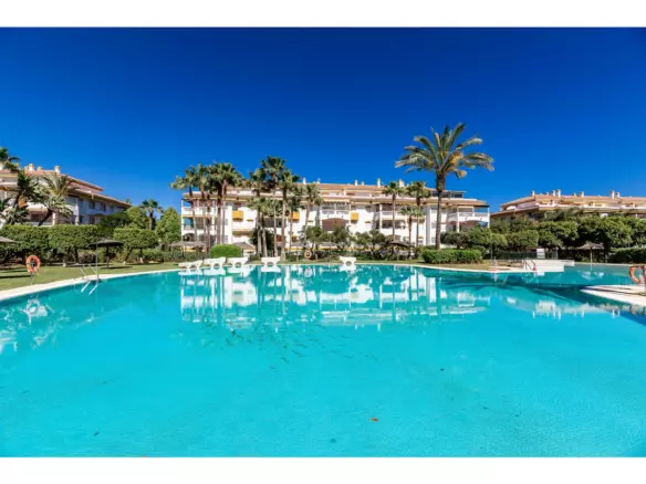 2-bedroom Apartment In Marbella, Spain (90 M²)