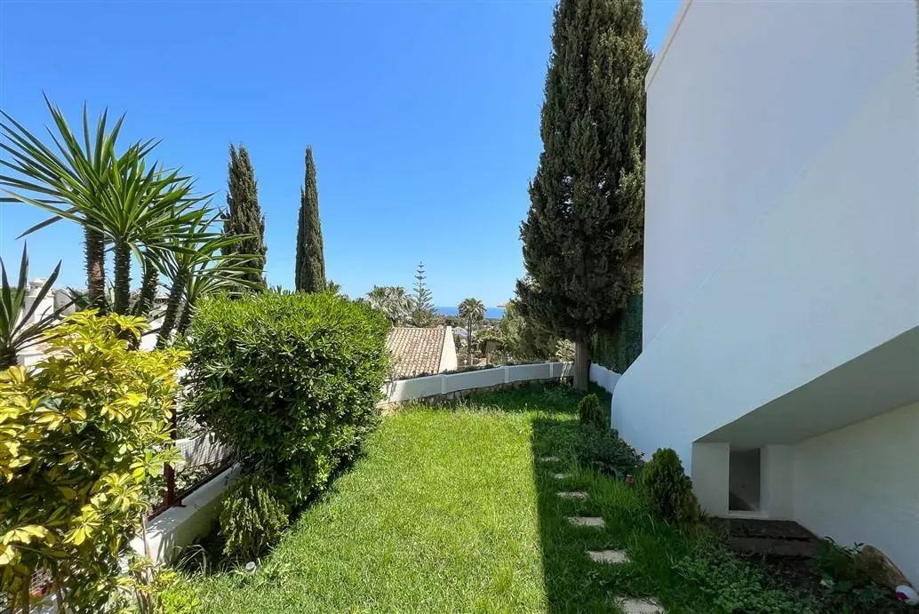 4-bedroom Villa In Mijas, Spain (209 M²)