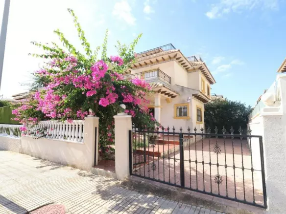 2-bedroom Town House In Orihuela, Spain (80 M²)