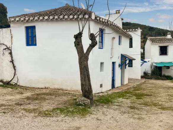 3-bedroom Town House In Villanueva Del Rosario, Spain (150 M²)