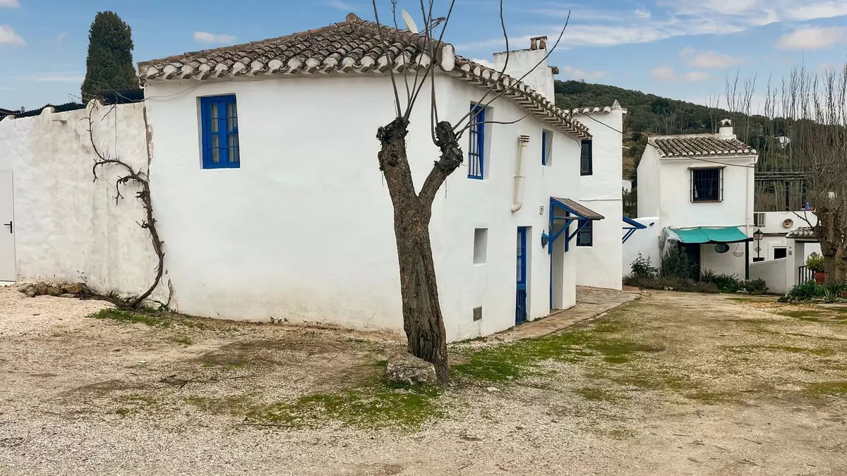 3-bedroom Town House In Villanueva Del Rosario, Spain (150 M²)