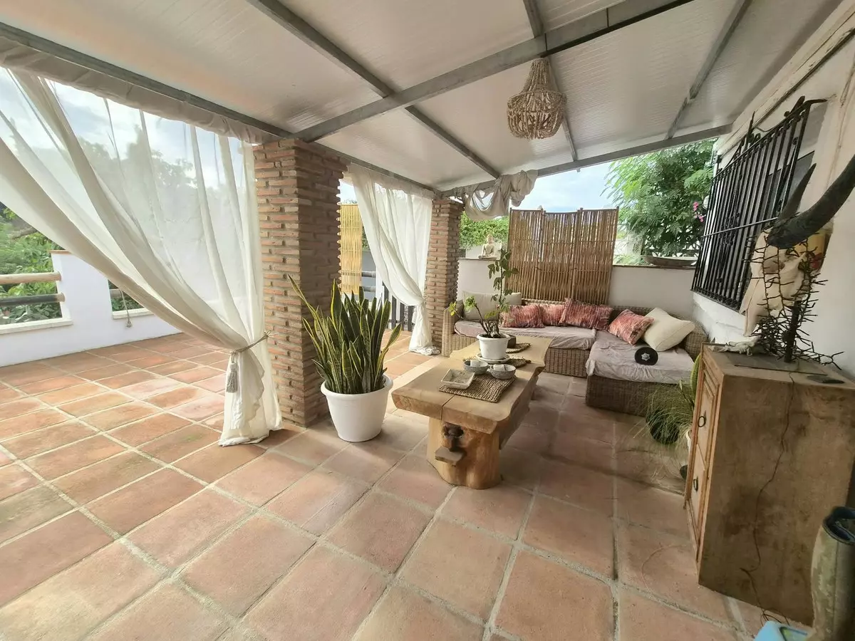 2-bedroom Country House In Alhaurín El Grande, Spain (143 M²)