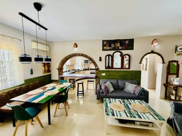 3-bedroom Villa In Benamargosa, Spain (140 M²)