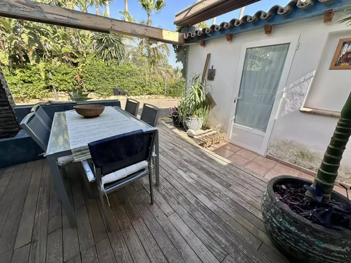 3-bedroom Town House In Estepona, Spain (120 M²)