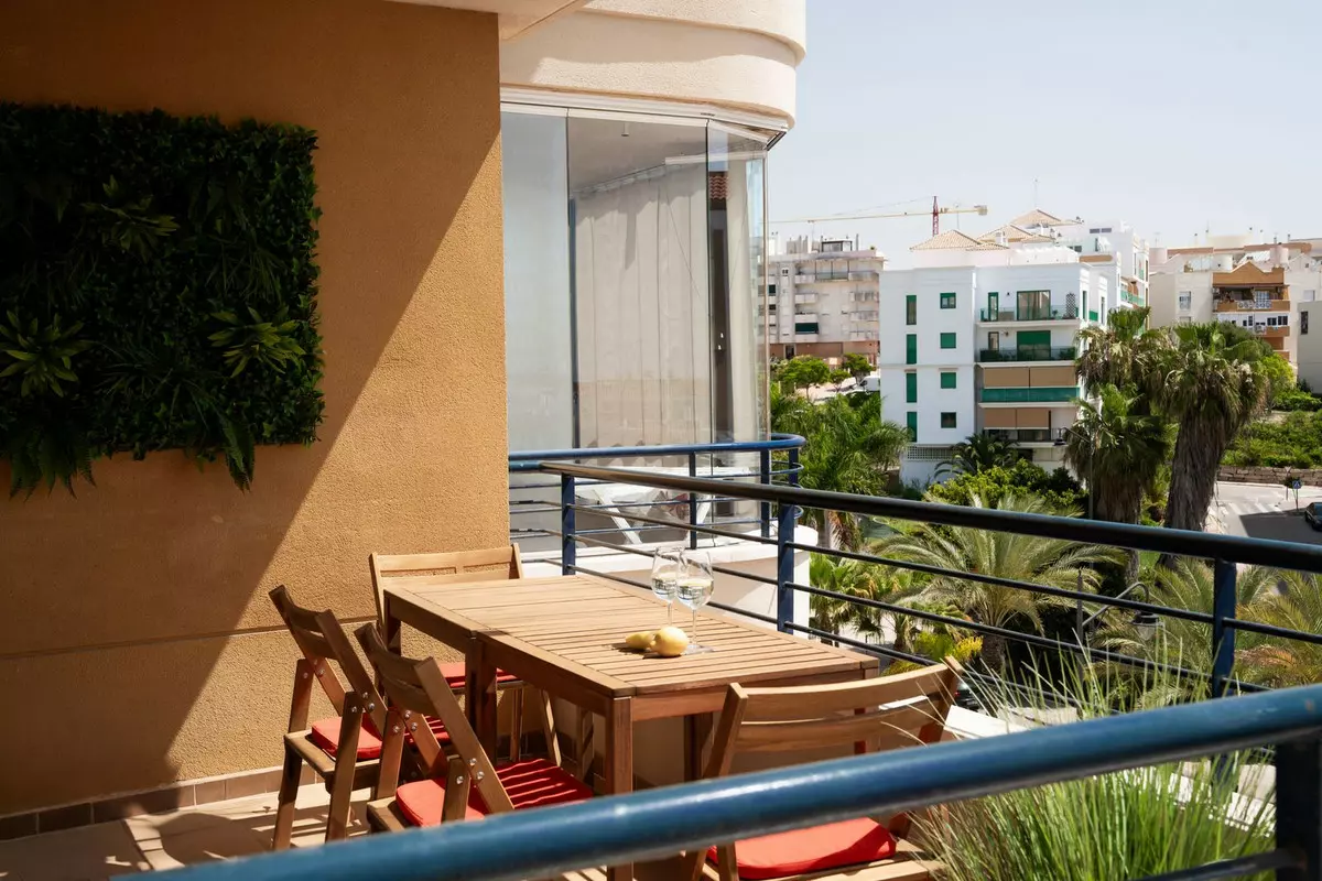 2-bedroom Apartment In Estepona, Spain (80 M²)