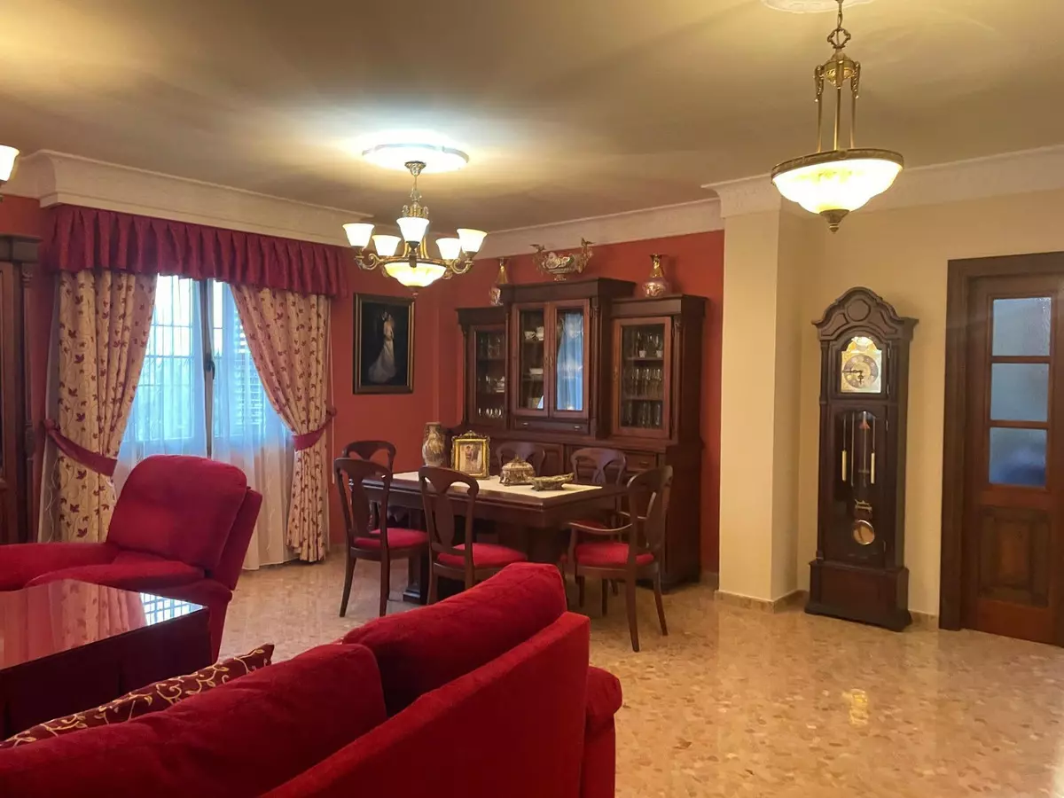 7-bedroom Villa In Villanueva De La Concepción, Spain (512 M²)
